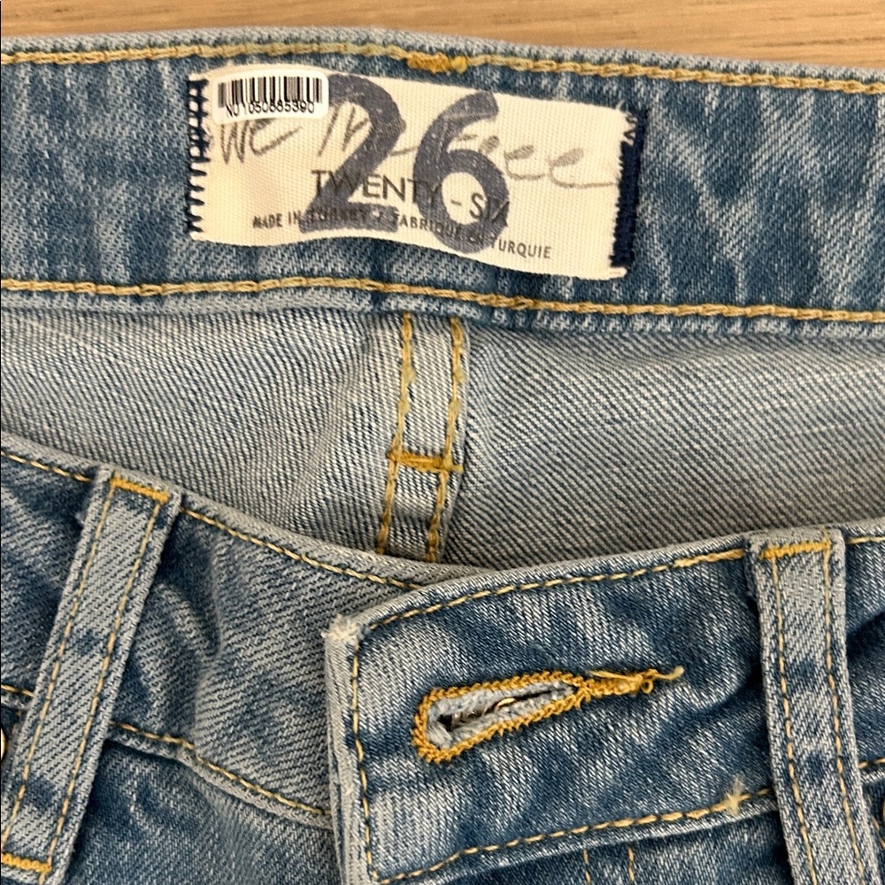 We The Free Blue Women's Jeans, 26, NWT from Nuuly - Picture 2 of 7